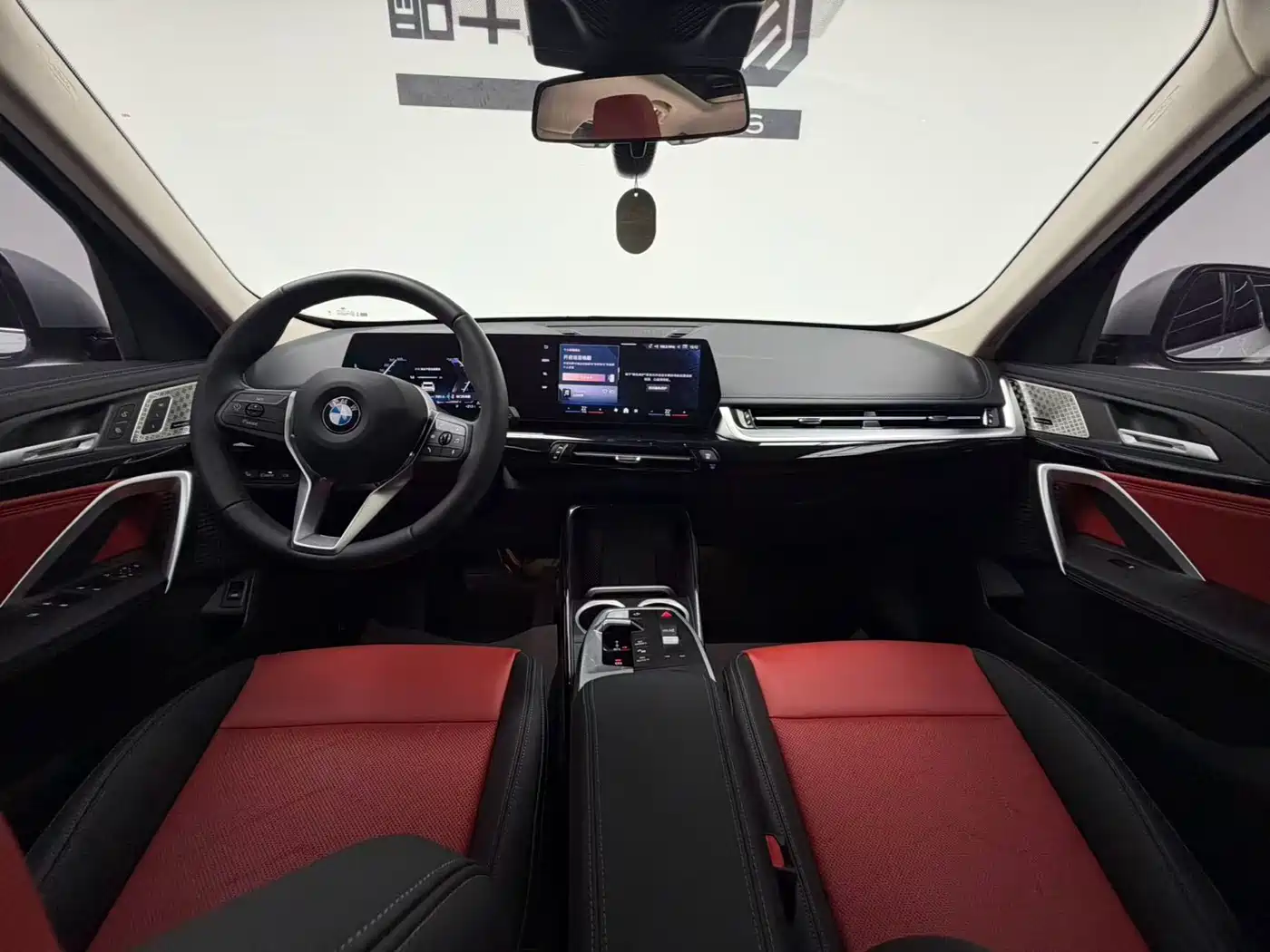 BMW X1 2024 sDrive25Li X Design Package фото 14