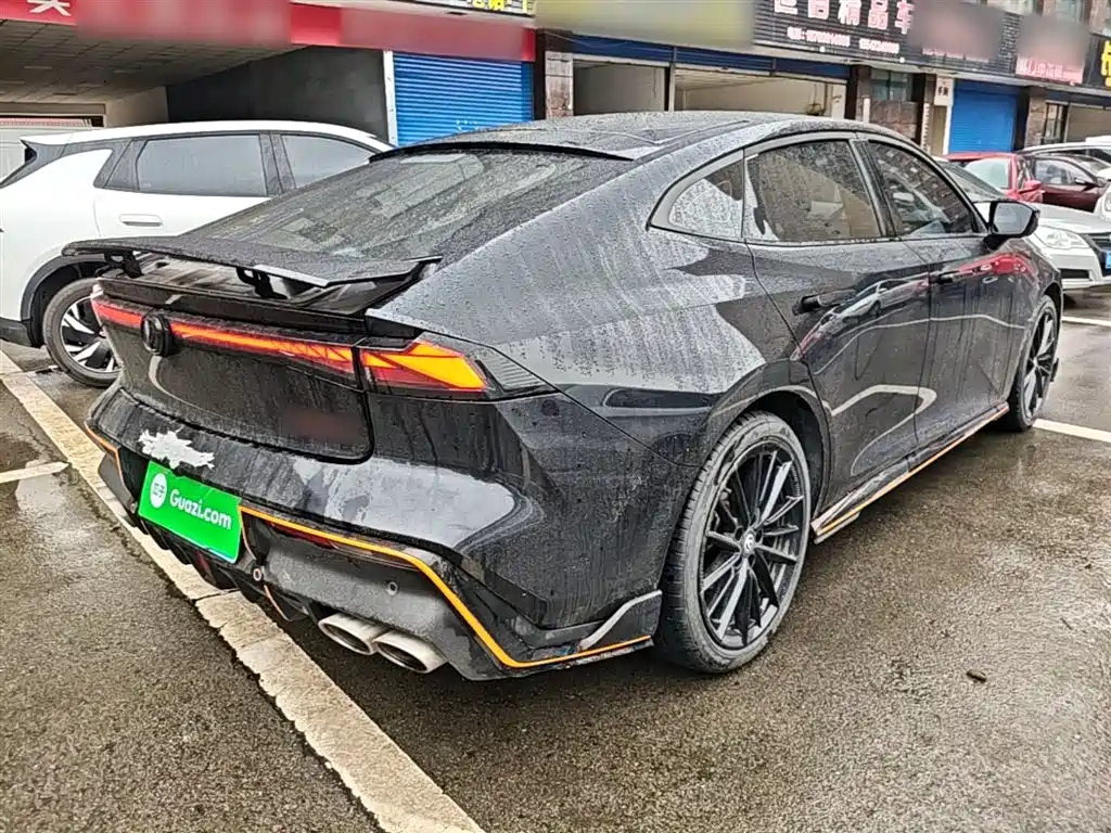 CHANGAN UNI-V