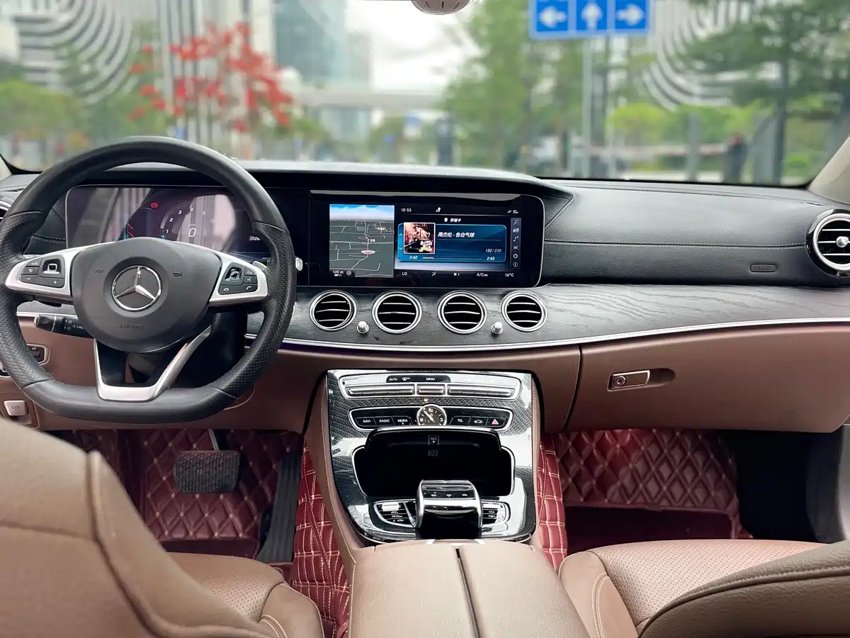 Mercedes-Benz E-Class 2017 E 300 L Sport Luxury фото 23