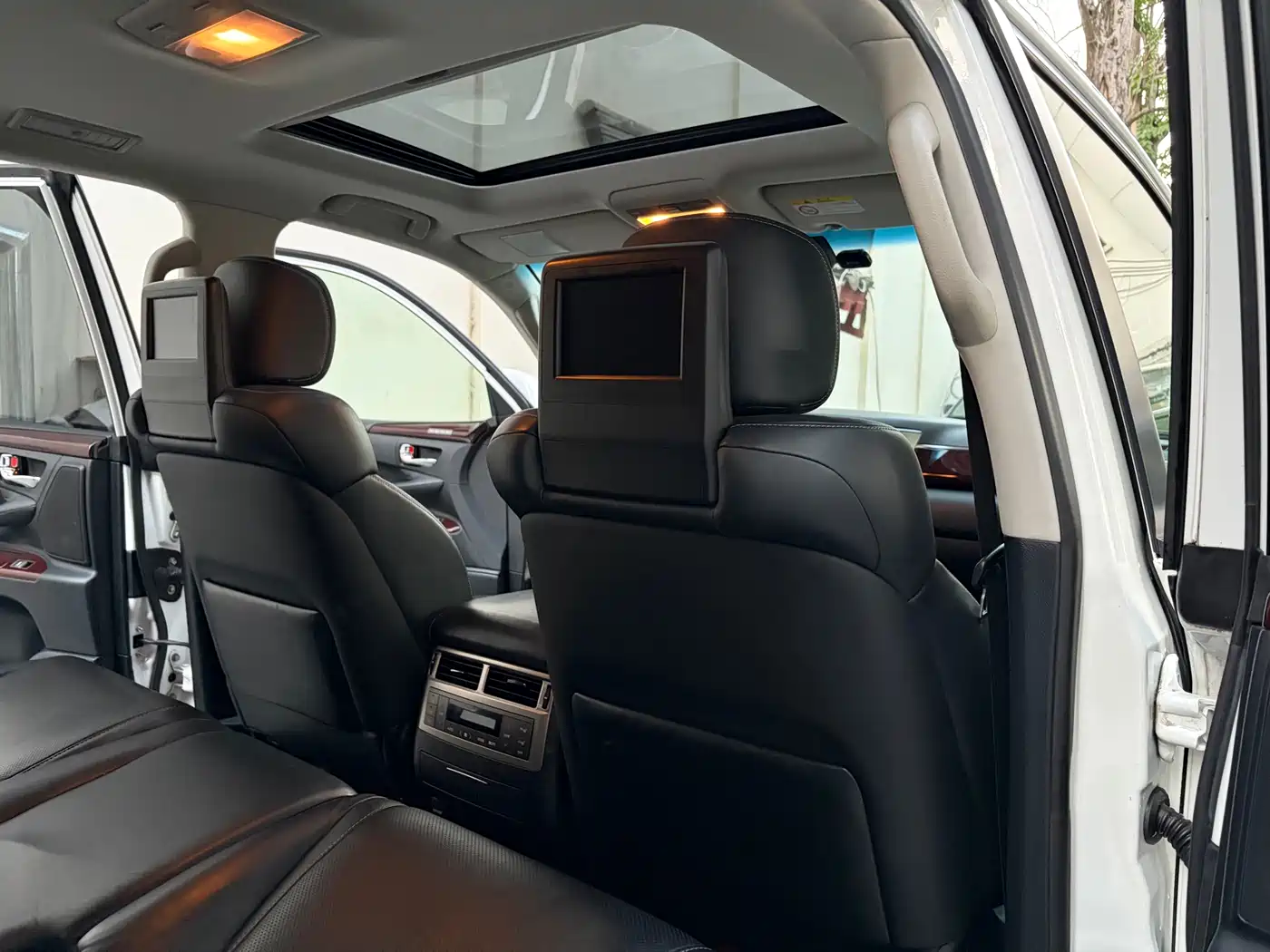 Lexus LX 2013 570 фото 13