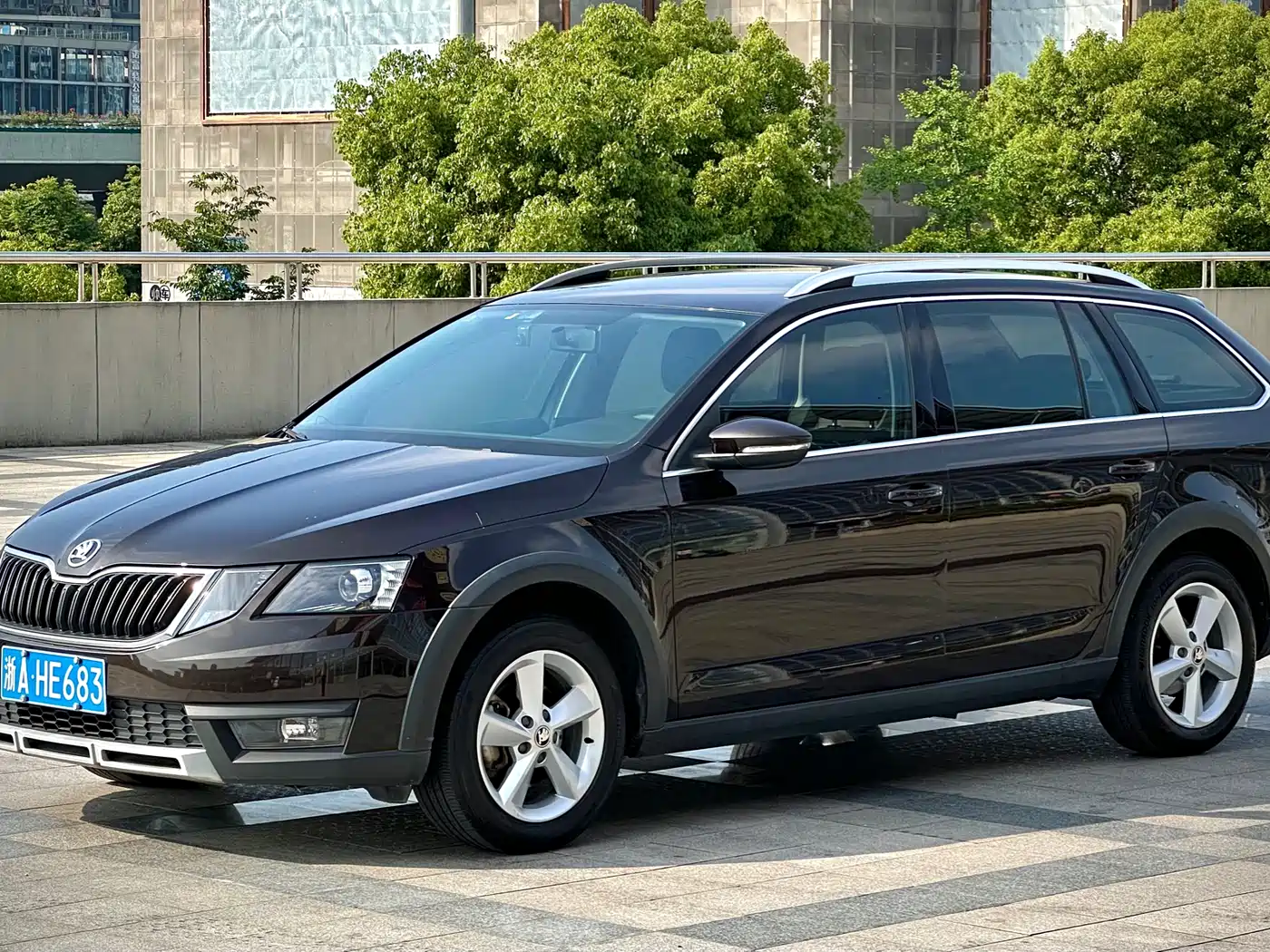 Škoda Octavia 2018 Model Wagon TSI230 DSG Comfort Edition
