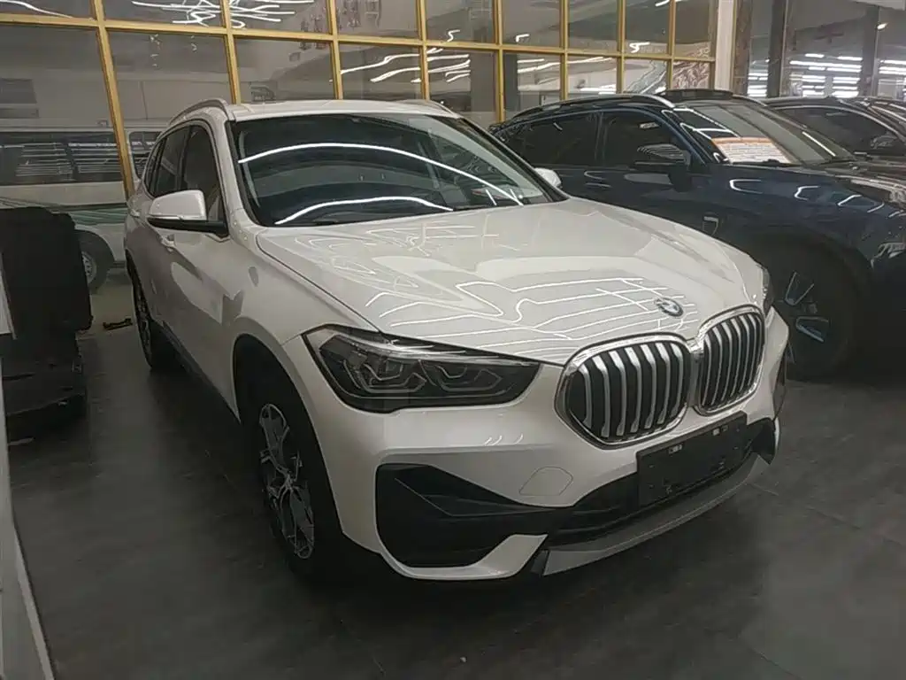 BMW X1 2022 sDrive25Li Leading фото 4