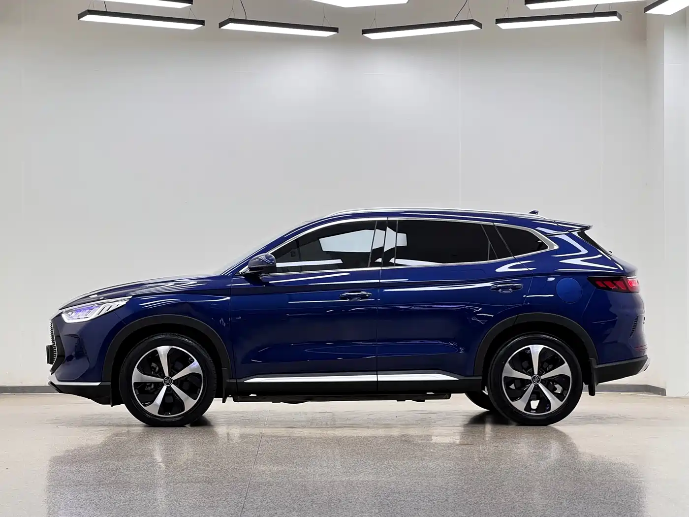 BYD Song PLUS PHEV 2021 DM-i 110KM Flagship фото 4