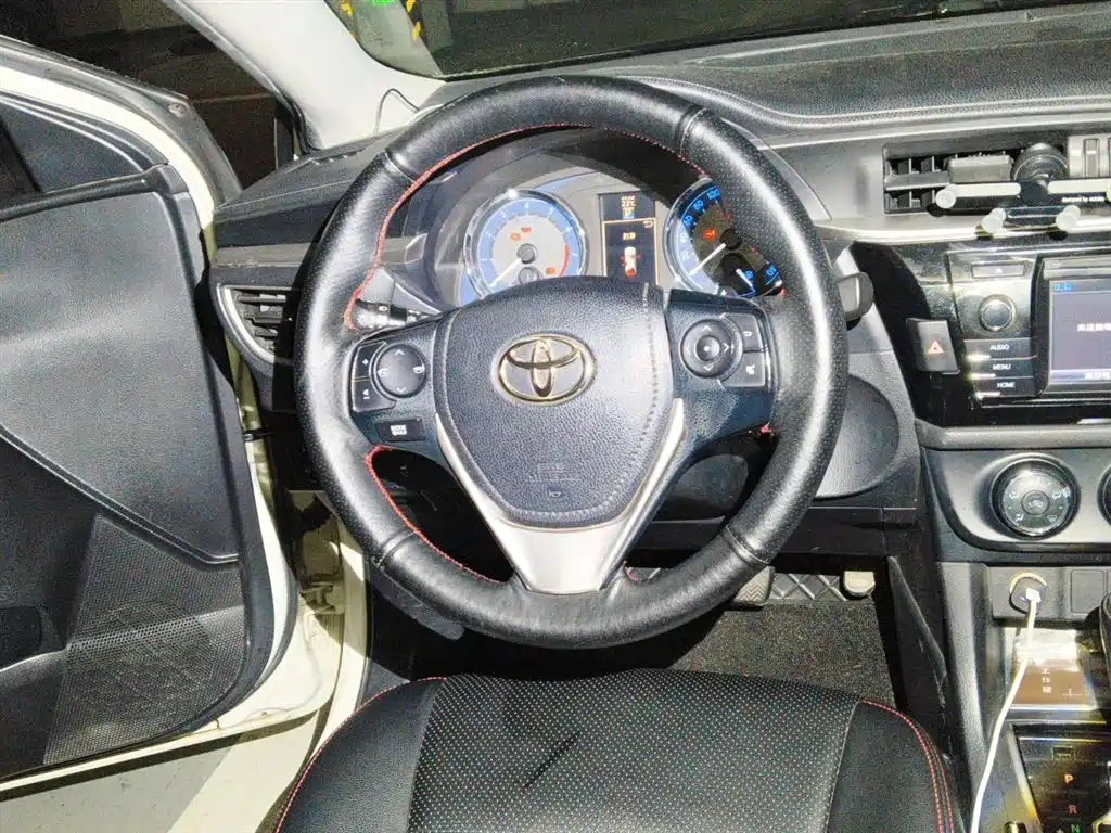 Toyota Levin 2014 1.8GS CVT Elite Edition фото 11