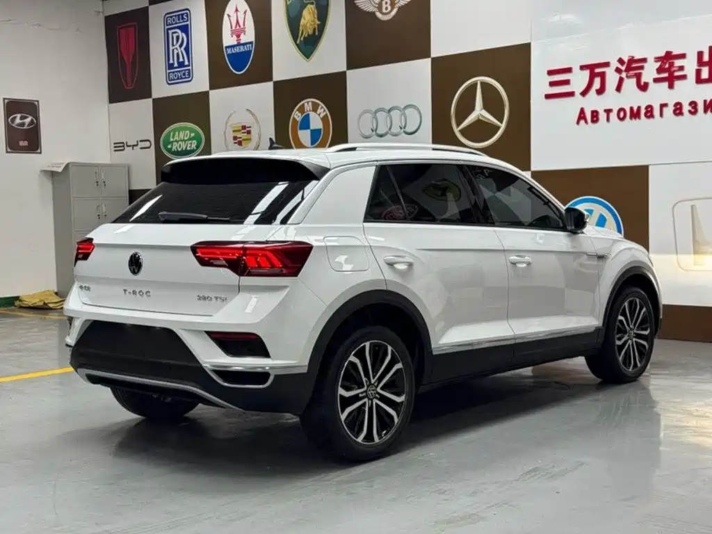 صورة 6 - Volkswagen T-ROC