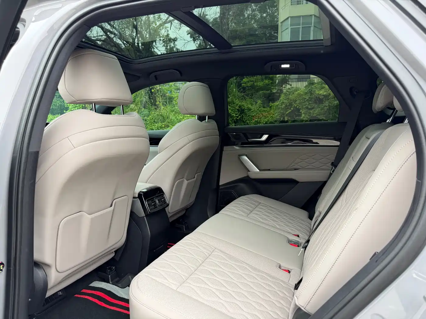 BYD Tang New Energy 2025 Smart Driving Edition DM-i 115KM Honor фото 6