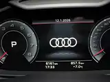 Photo 8 - Audi Q8