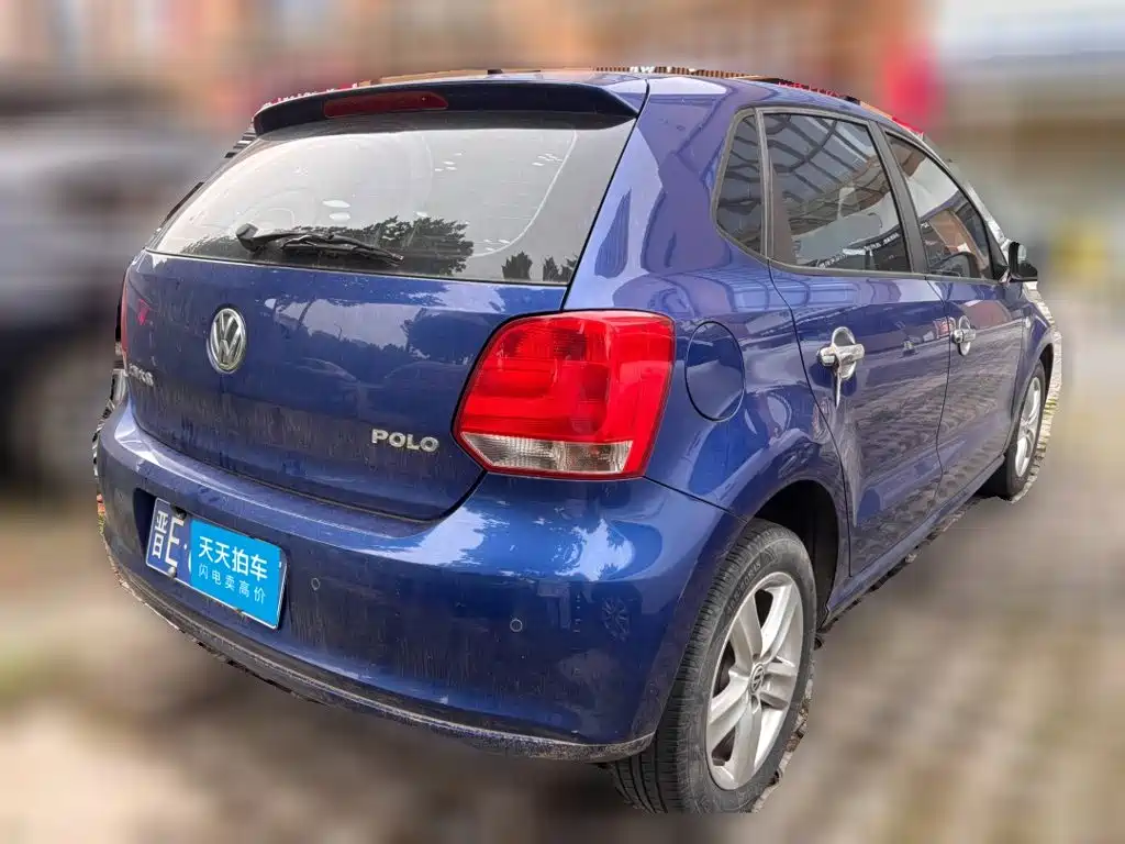Фото 2 - Volkswagen Polo