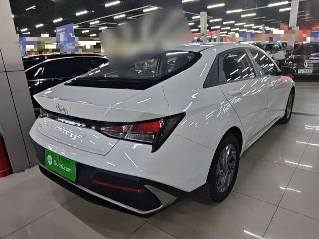 Hyundai Elantra 2026 2023 1.5L CVT GLS Premium
