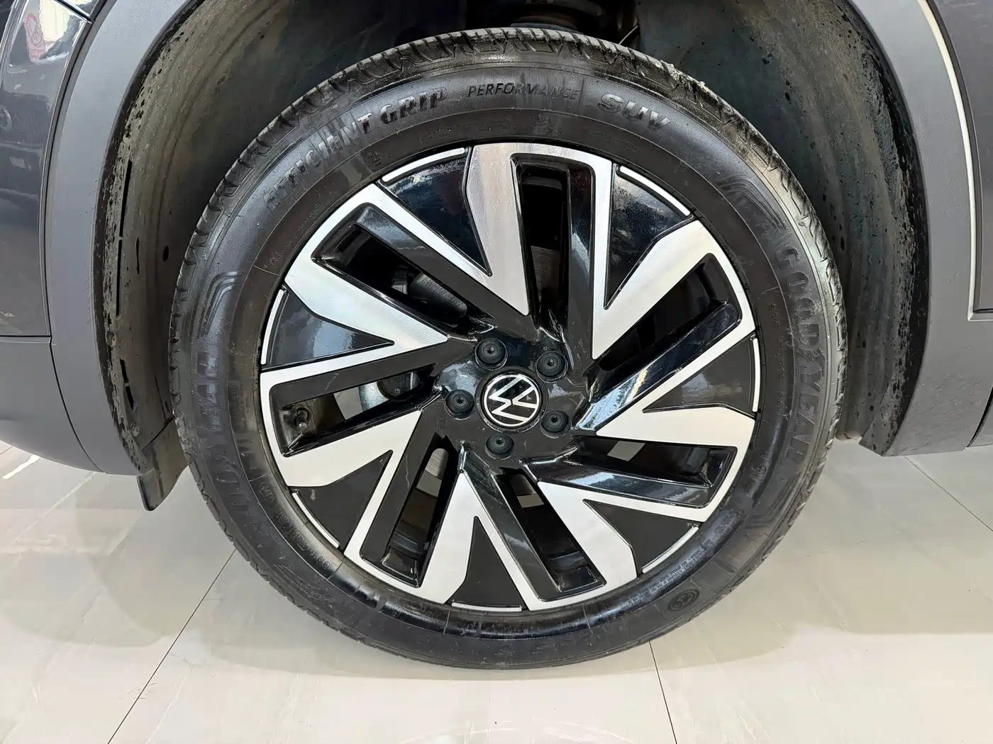 Volkswagen Tayron 2023 280TSI 2WD Luxury Plus Advanced Edition фото 13