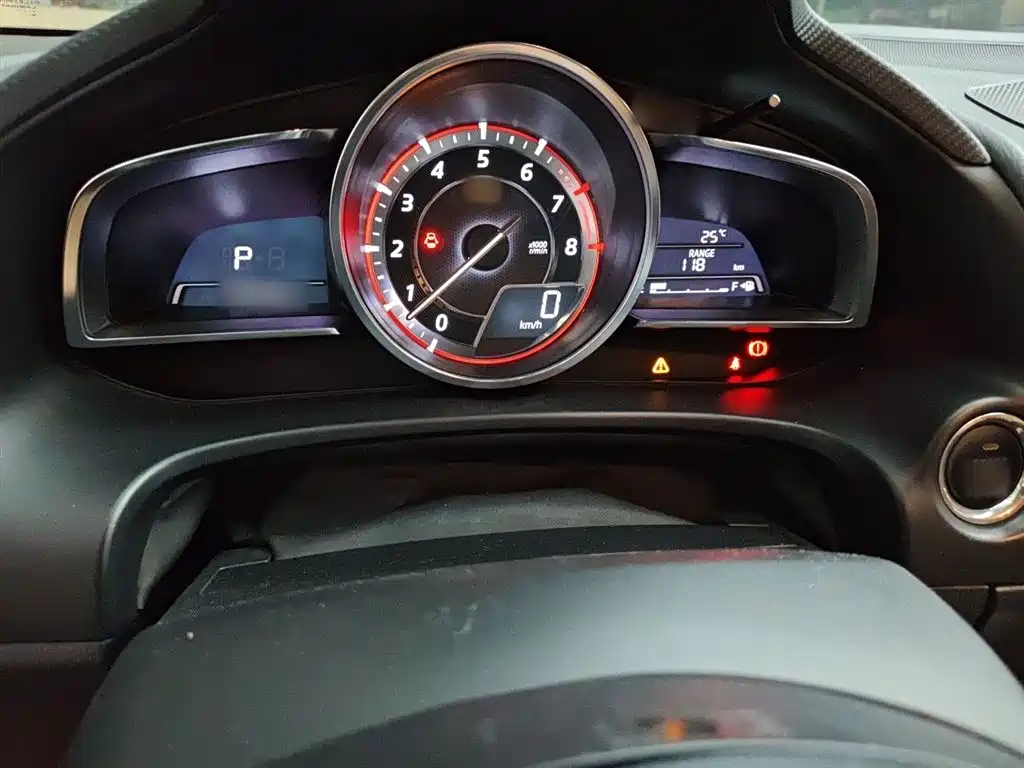 Mazda Mazda3 Axela 2014 2014 Sedan 2.0L Automatic Flagship