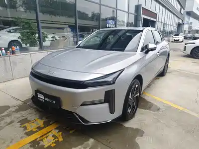 Geely Galaxy L6