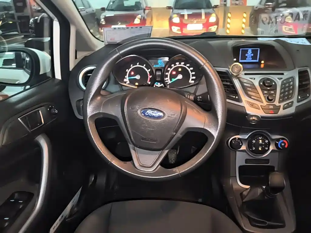 Ford Fiesta 2015 2013 Hatchback 1.5L Manual Fashion