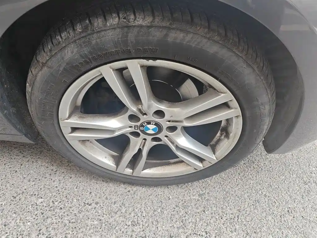 BMW 3 Series GT 2019 320i M Sport Package фото 26
