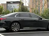Фото 9 - Mercedes-Benz E-Class