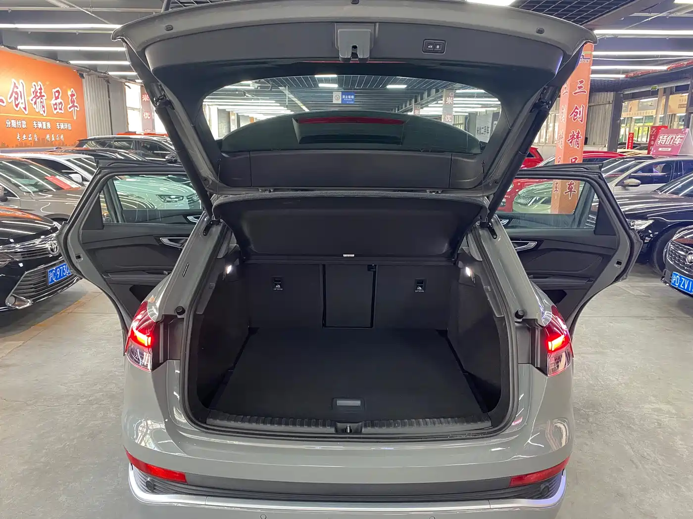 Audi Q4 e-tron 2024 40 e-tron Creation Edition фото 13