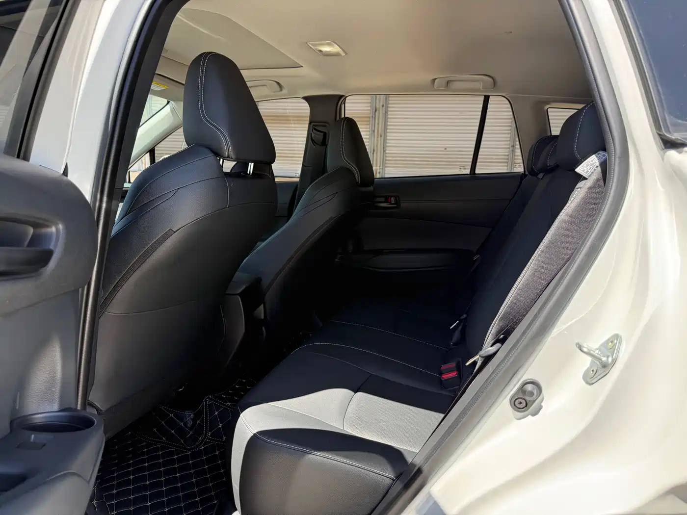 Toyota Frontlander 2024 2.0L CVT Leading Plus Edition фото 9