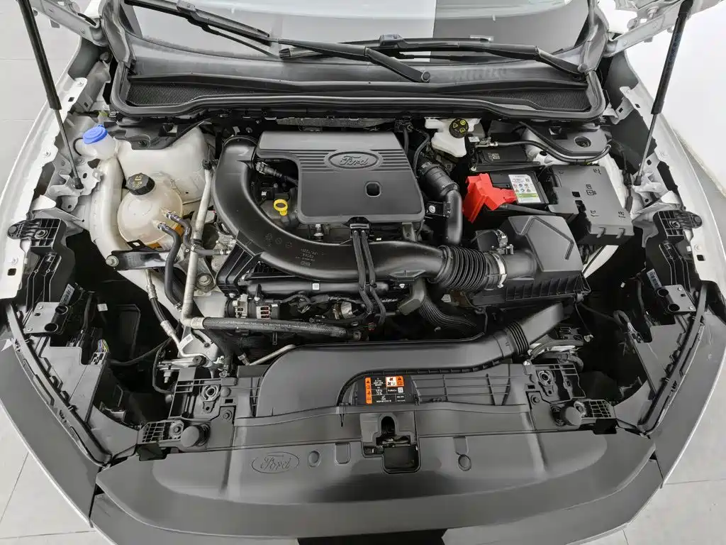 Ford Mondeo 2025 2025 2.0T EcoBoost Luxury