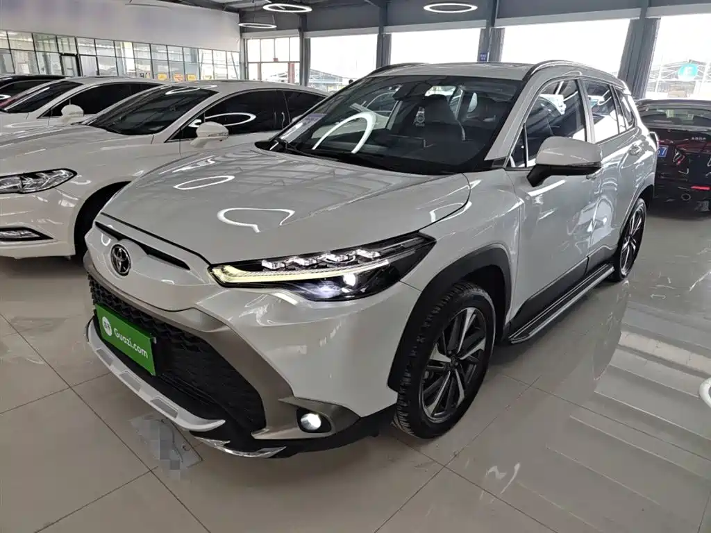 Toyota Frontlander 2022 2.0L CVT Luxury PLUS Edition