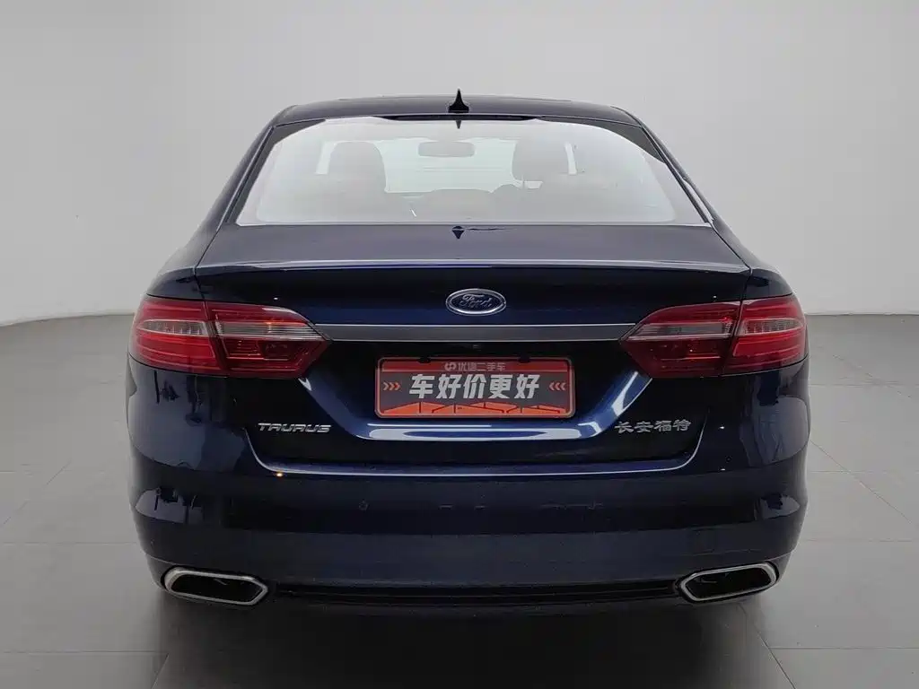 Фото 4 - Ford Taurus