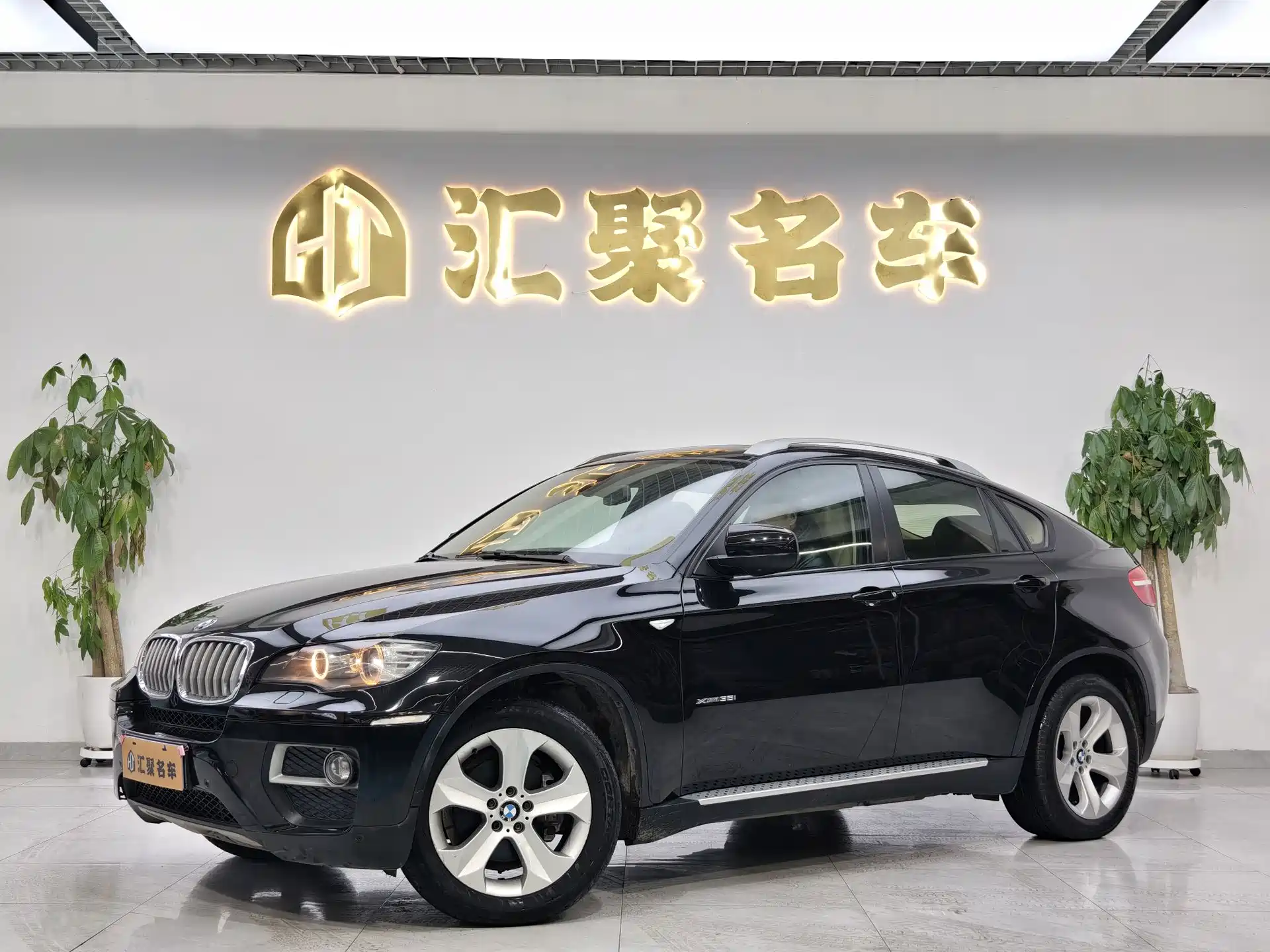 Фото 1 - BMW X6