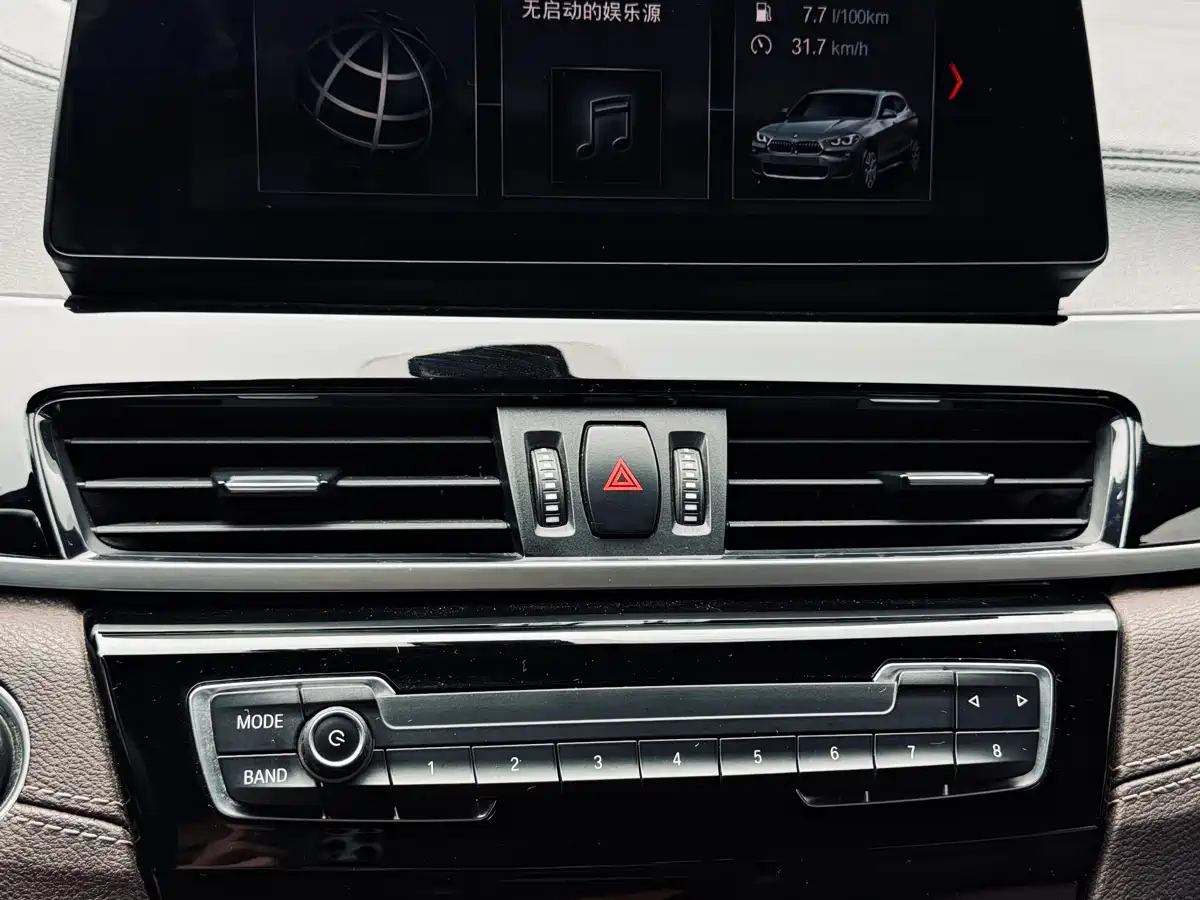 BMW X2 2021 Facelift sDrive25i M Sport Package фото 34