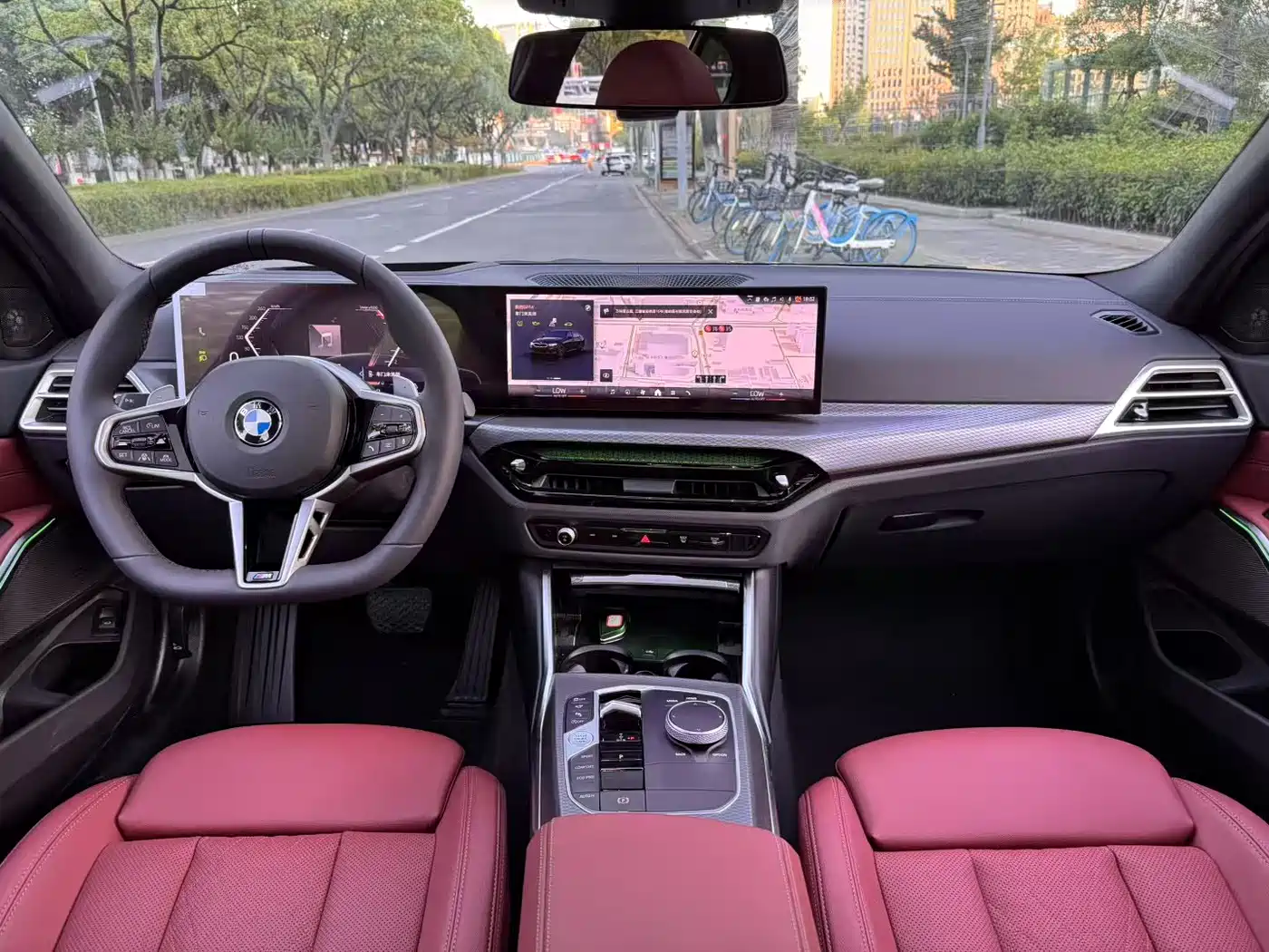 BMW 3 Series 2025 330Li Premium M Sport Night Edition фото 13