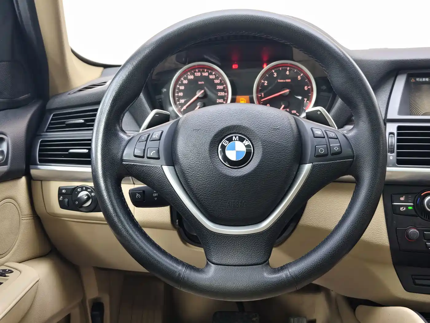 Photo 27 - BMW X6