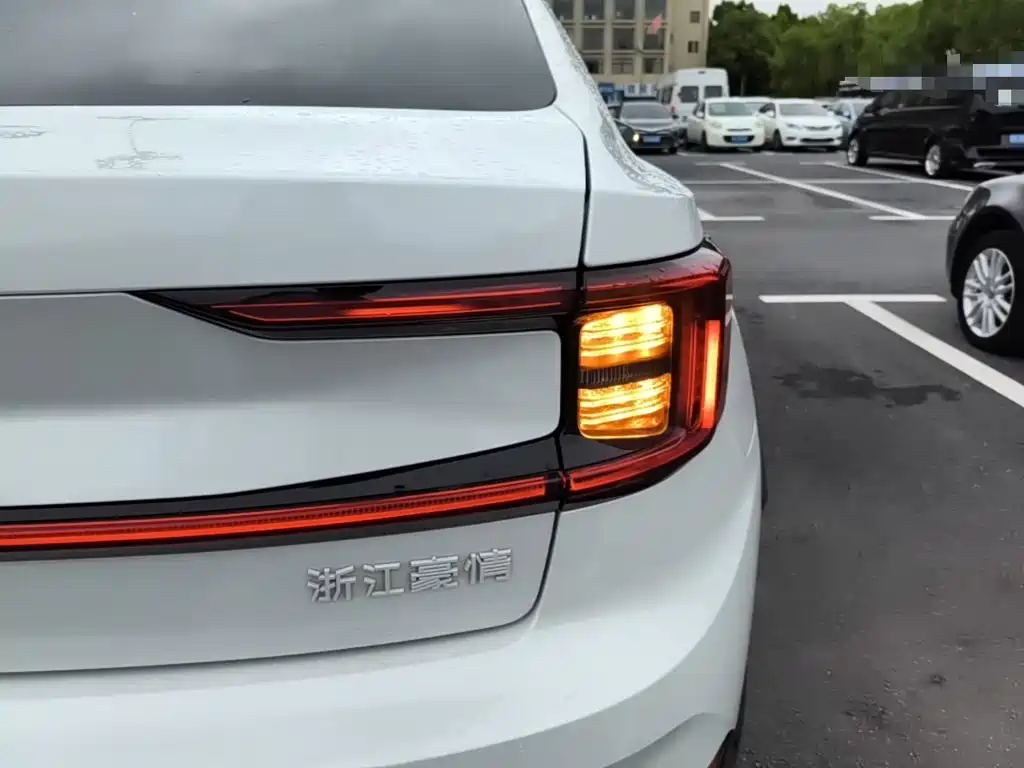 Polestar 2 2022 2021 Single Motor Standard Range
