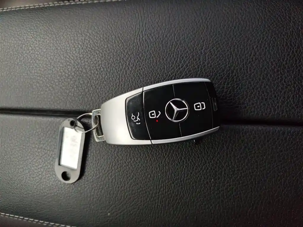 Mercedes-Benz GLC 2021 GLC 300 L 4MATIC Sporty фото 17