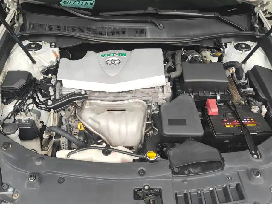 Toyota Camry 2015 2.0G Luxury Edition фото 10