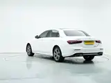 Photo 5 - Mercedes-Benz E-Class