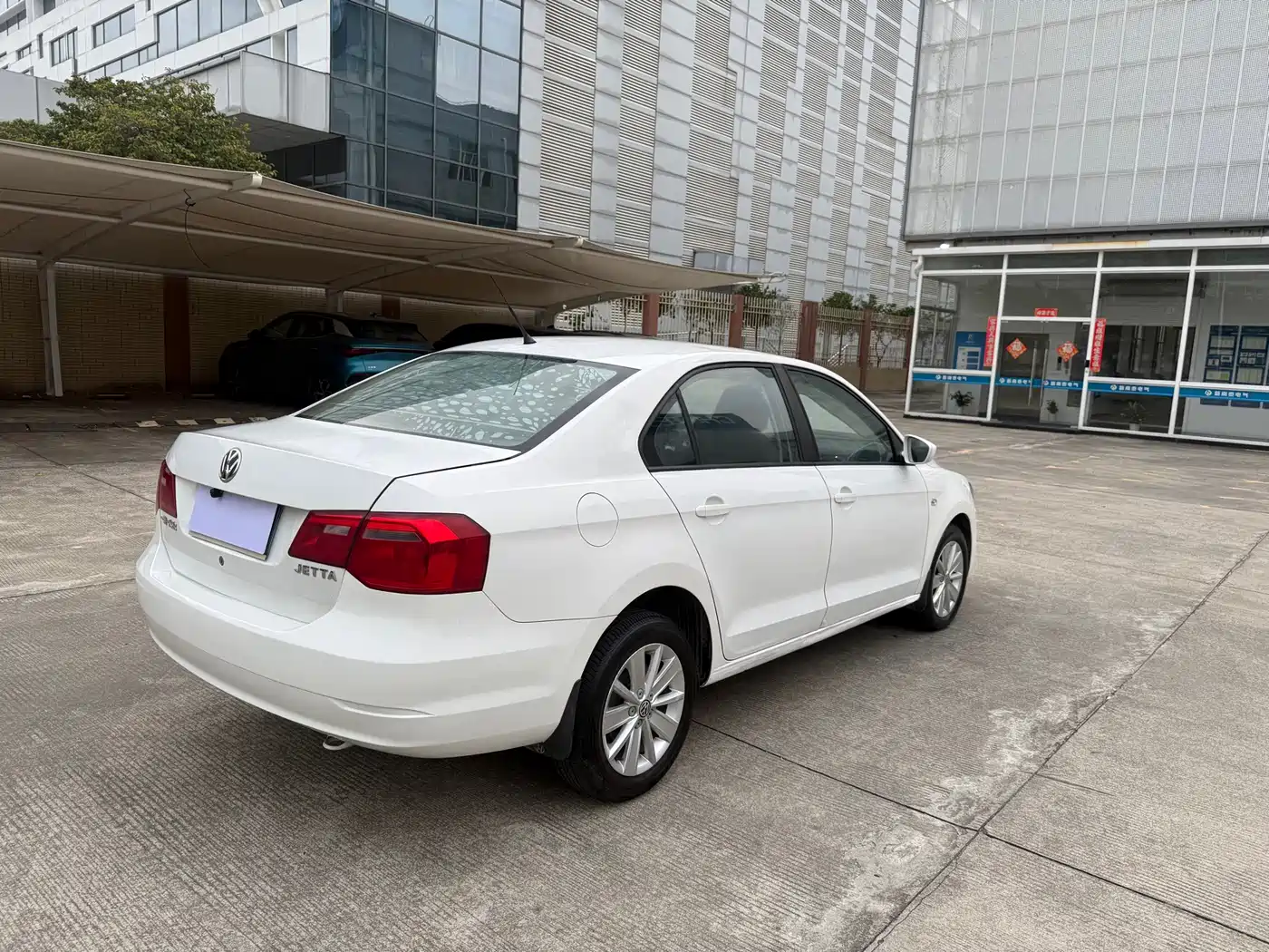 Volkswagen Jetta 2013 1.4L Manual Comfort фото 5