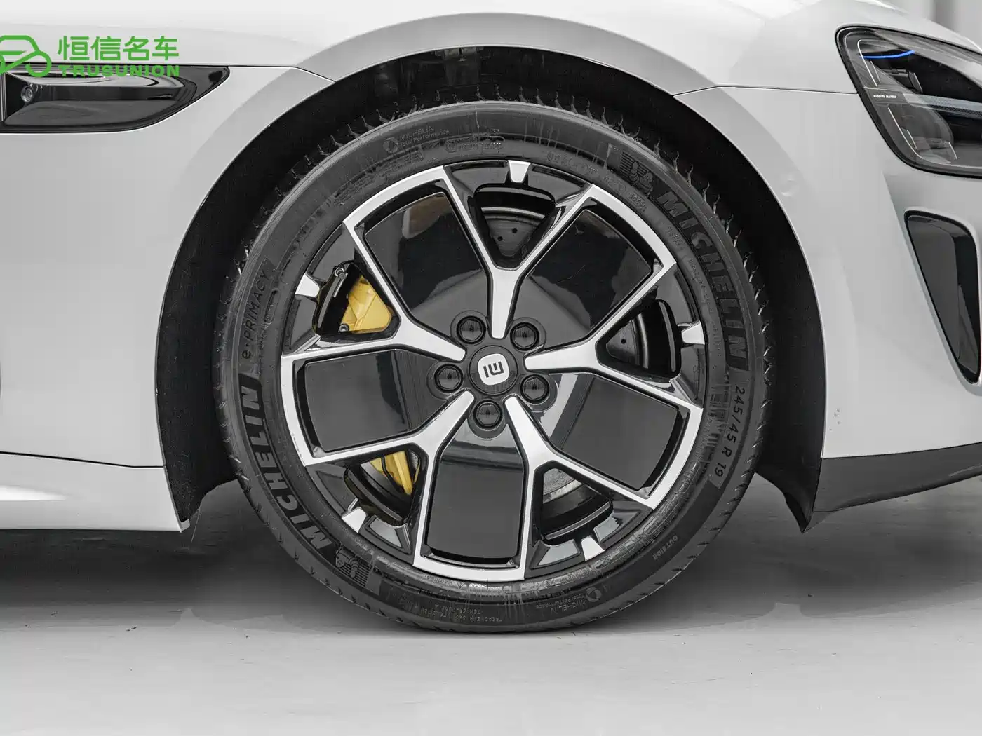 Xiaomi Auto Xiaomi SU7 2024 AWD Extended Range Advanced Smart Driving Max Edition фото 11