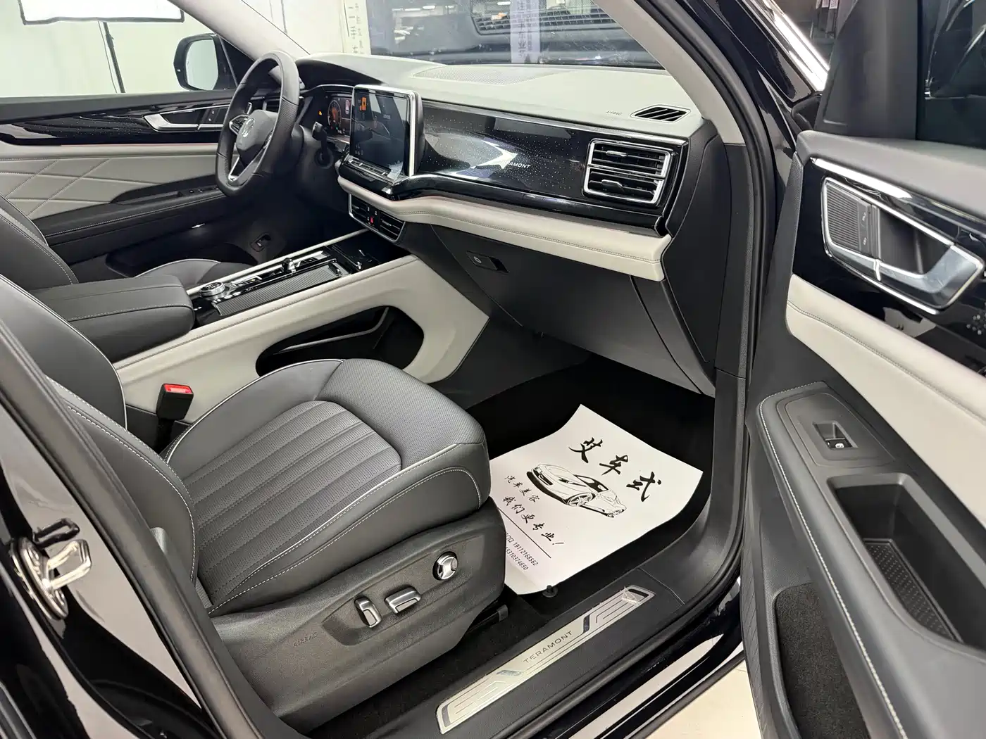 Volkswagen Teramont 2023 380TSI AWD Premium Luxury Edition фото 5
