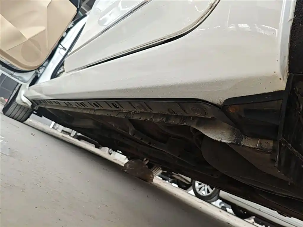 Toyota Corolla 2014 1.6L CVT GL-i фото 22
