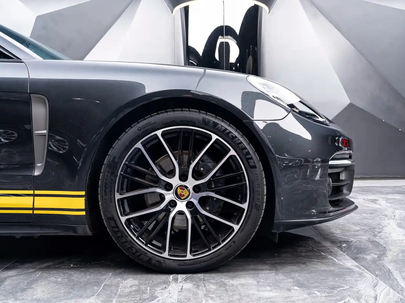 Porsche Panamera 2023 Panamera 2.9T Platinum Edition фото 5