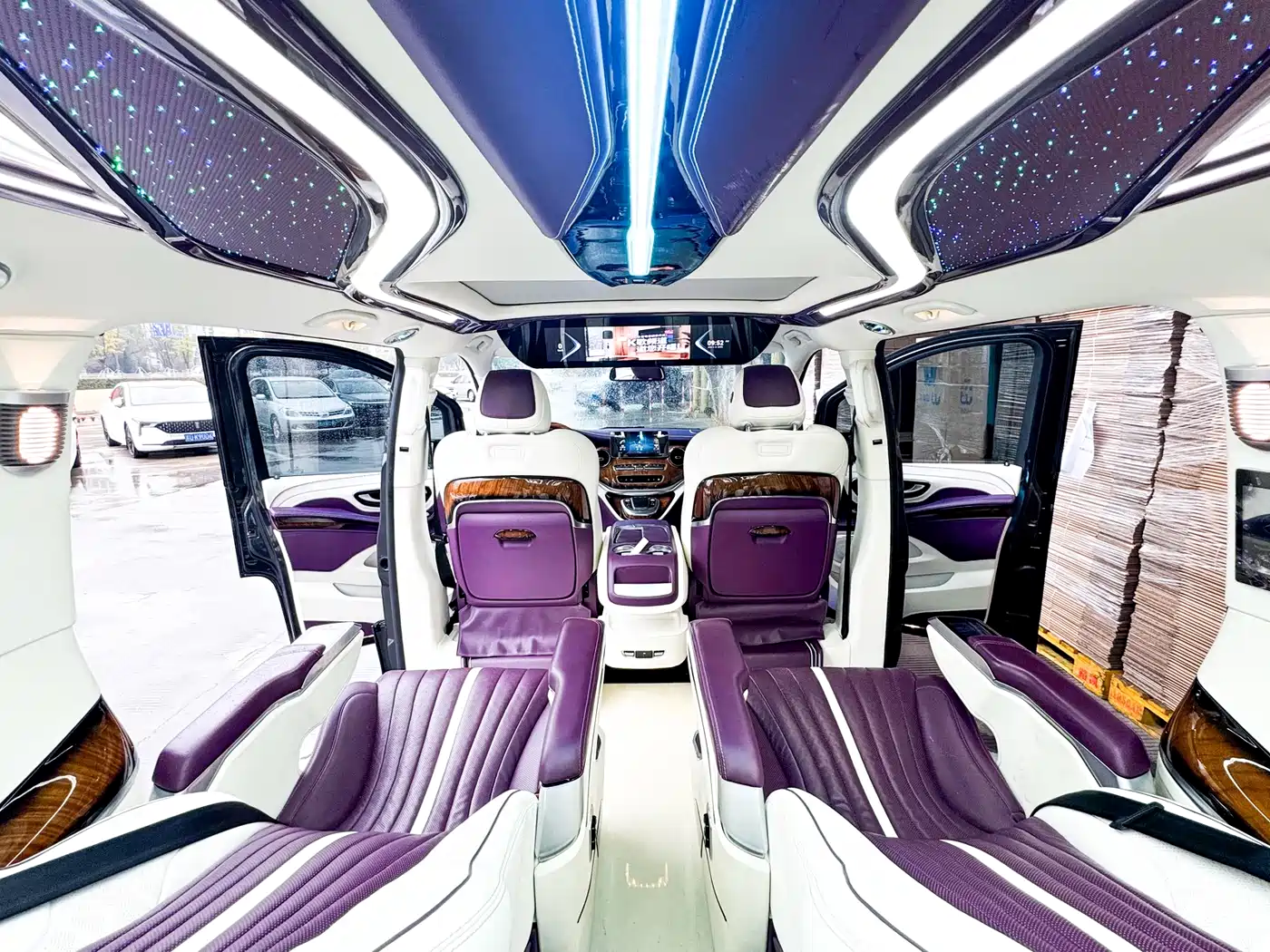 Mercedes-Benz V-Class 2021 V 260 L Long Wheelbase Luxury Edition фото 16