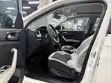 Photo 4 - Volkswagen Tharu