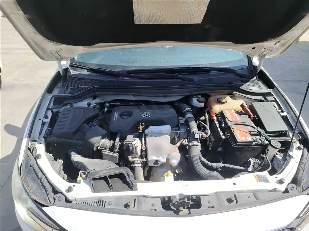 Buick Excelle 2018 15T Manual Elite (China V) фото 20