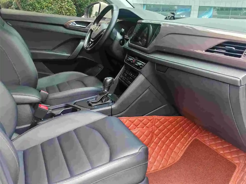Volkswagen Tharu 2021 Model 280TSI 2WD Comfort Edition фото 4