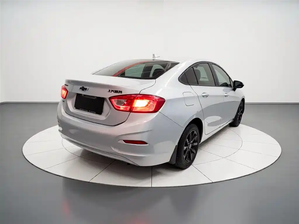 Chevrolet Cruze 2018 Redline 320 Automatic Pioneer Edition фото 7
