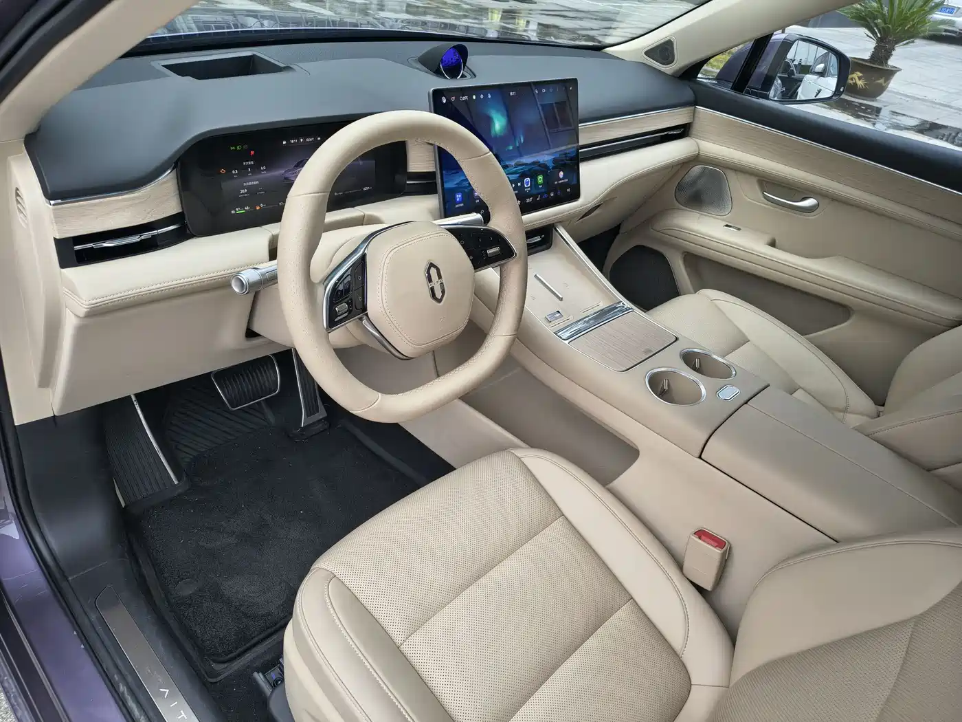 AITO Wenjie AITO M5 2025 Extended Range Ultra AWD фото 3