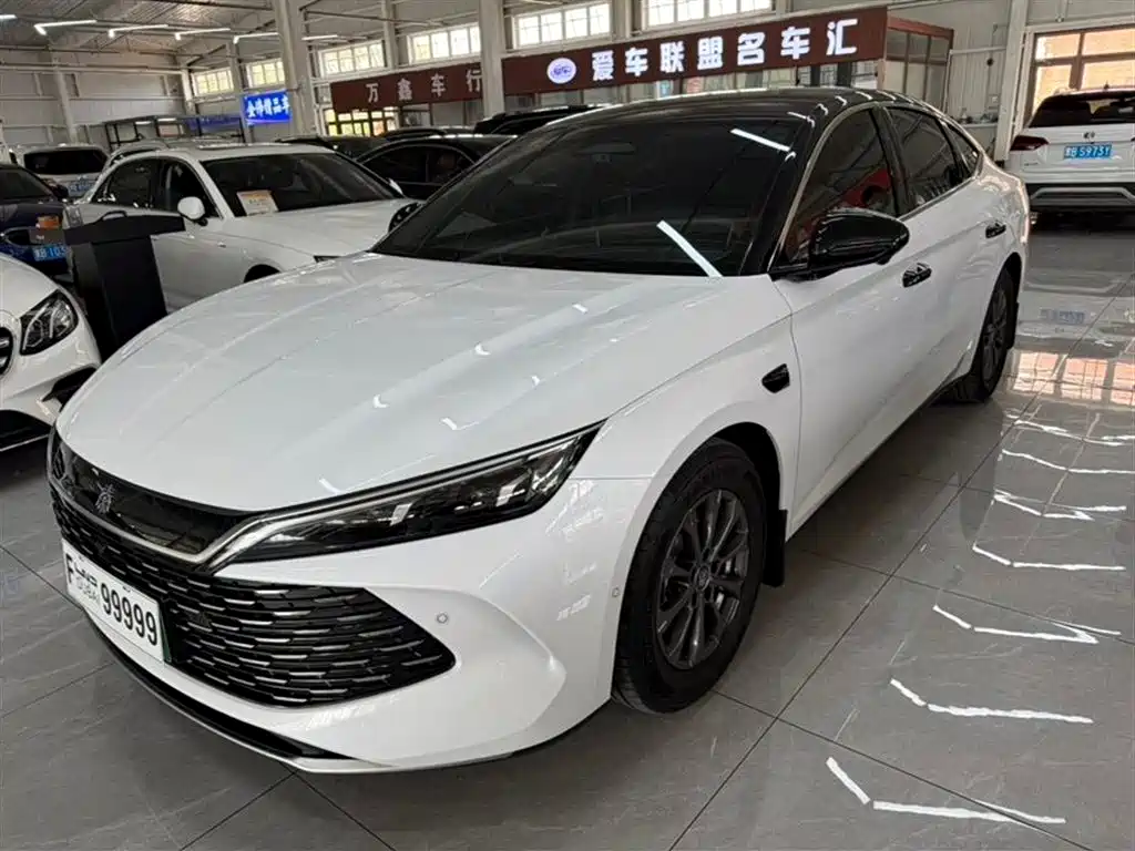 BYD Qin L 2025 DM-i Smart Drive Edition 80KM Leading фото 3