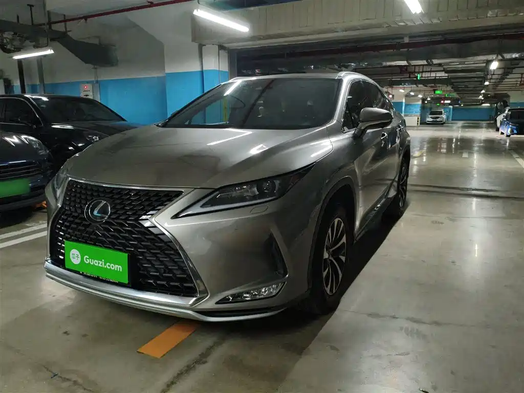 Lexus RX 2020 Facelift 300 2WD Comfort Edition
