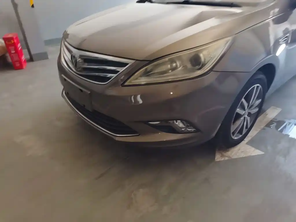Changan Eado 2015 2015 1.6L Manual Luxury China V