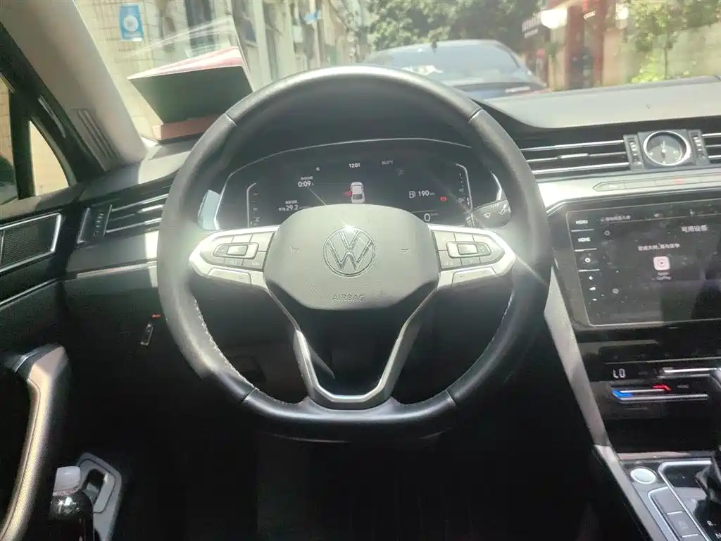 Volkswagen Magotan 2021 330TSI DSG 30th Anniversary Edition фото 11