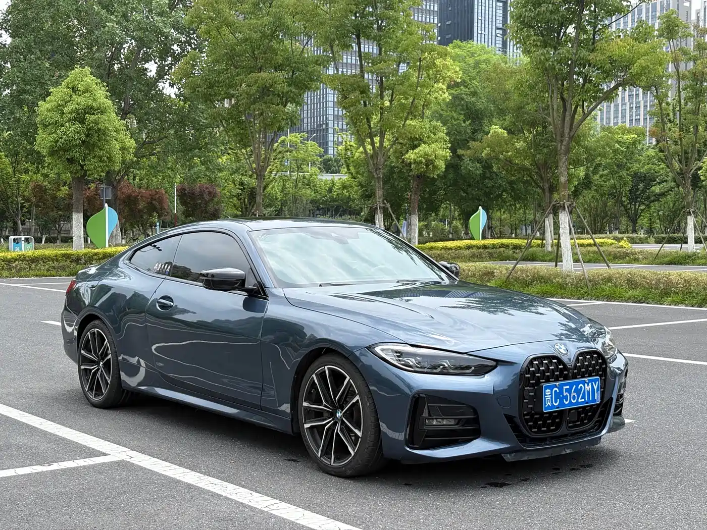 BMW 4 Series 2023 430i M Sport Shadowline Package фото 3