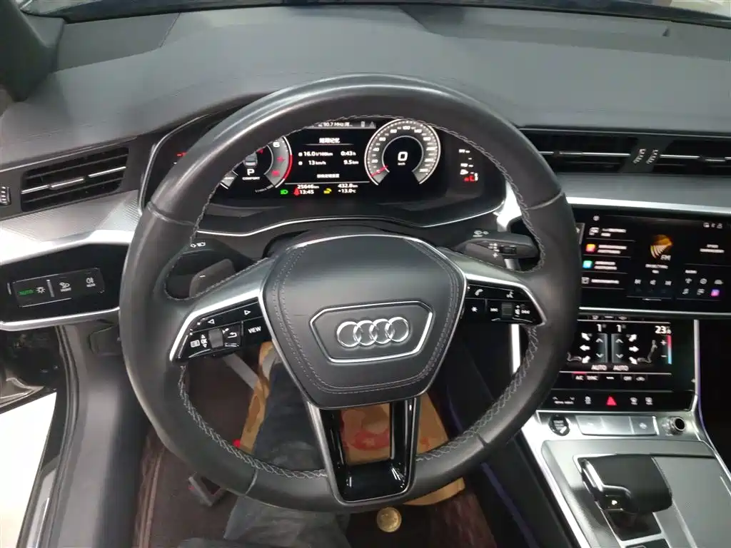 Audi A6L 2024 45 TFSI Premium Dynamic фото 11