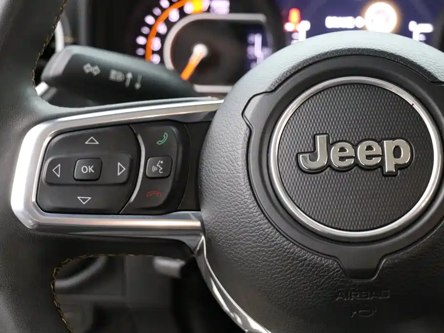 Jeep Wrangler 2024 2024 Model 2.0T Sahara Four-Door Version